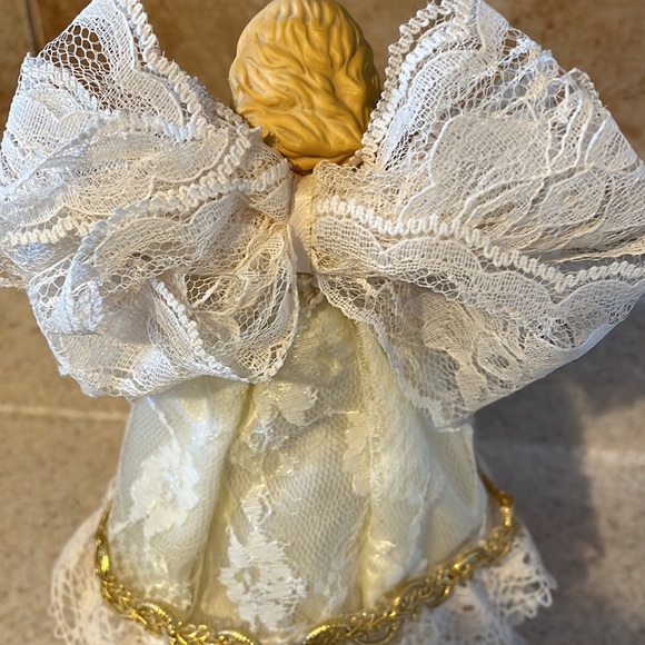 Table top Angel, lace body@ wings,crocheted hem, flower@ pink bow. - Picture 3 of 4